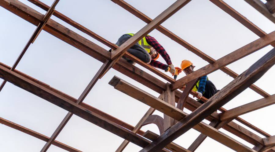 Professional gutter cleaning services in Montague, TX